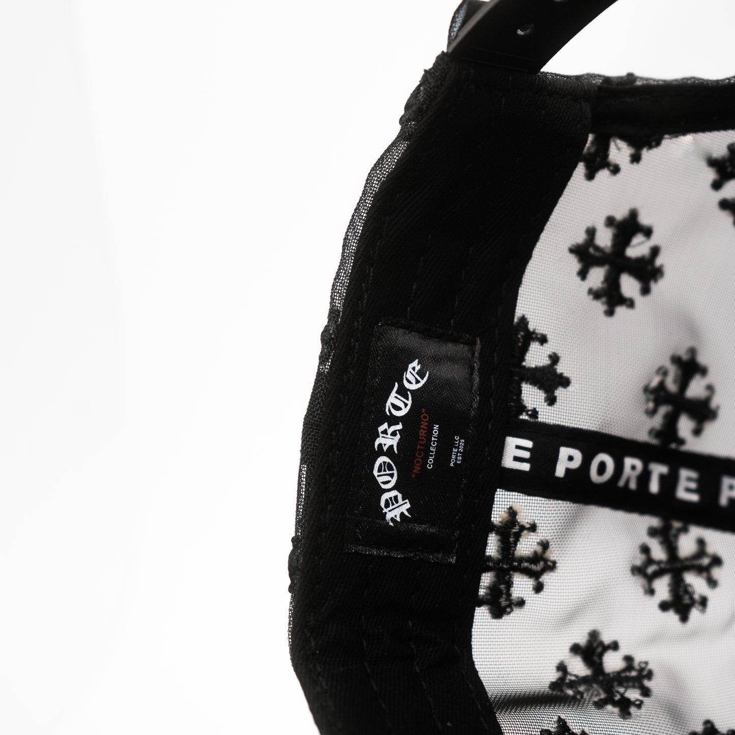 PORTE© "NOCTURNO" TRUCKER HAT
